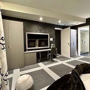 Private Luxury Gasthof Rom